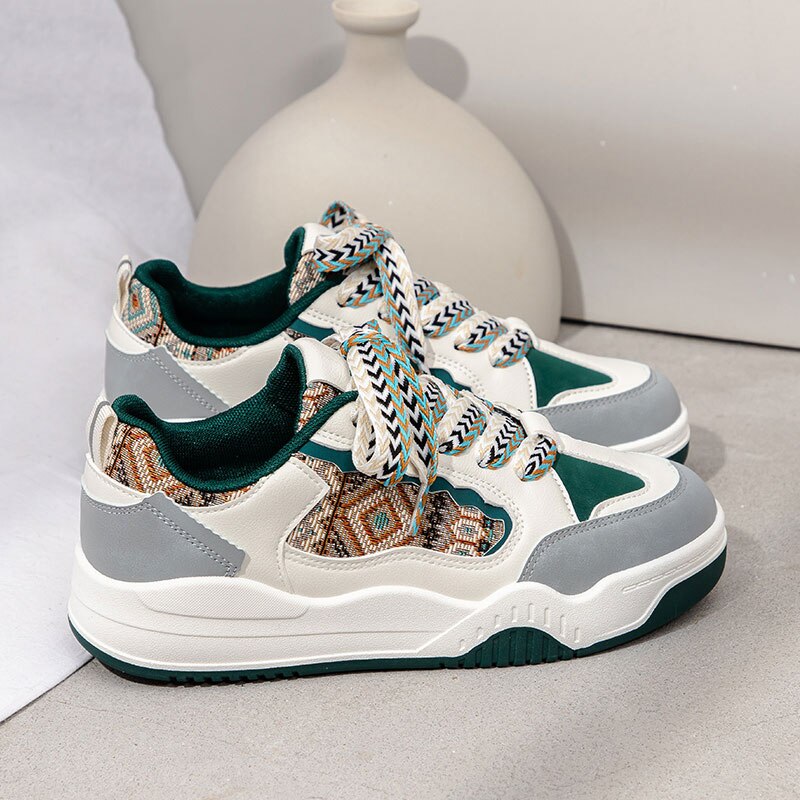 Matilda - Modieuze Plateau-Sneakers met Webdetails