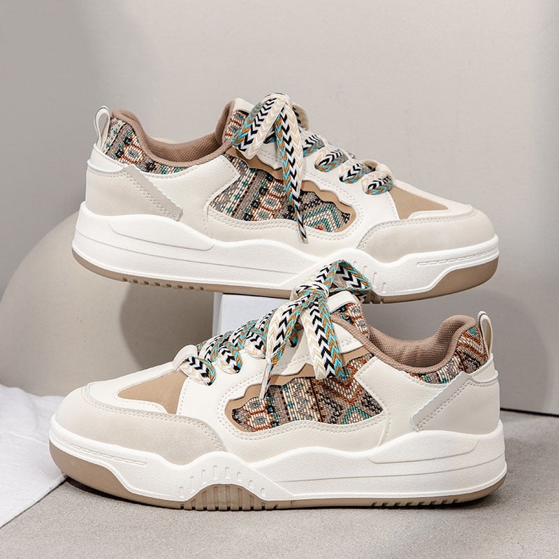 Matilda - Modieuze Plateau-Sneakers met Webdetails