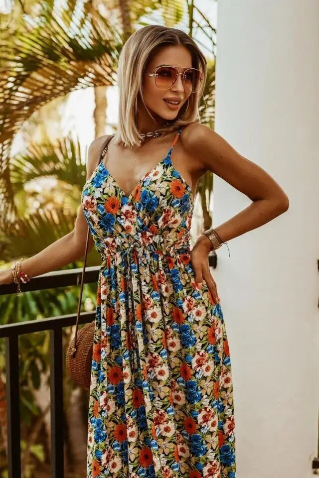 Sage Dress | Onthul je zomerse glans in een bohemien bloemenjurk!